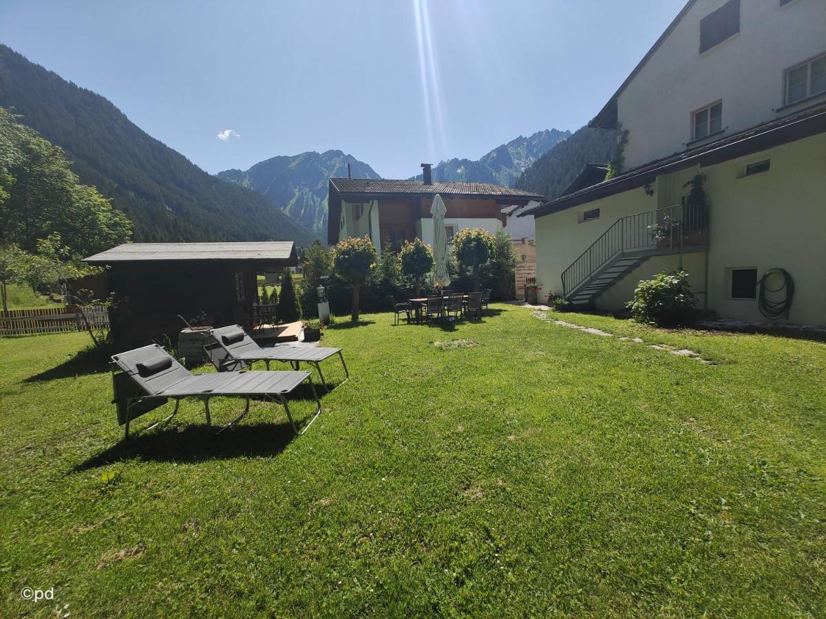 Alpenchalet Dona Partenen Kültér fotó